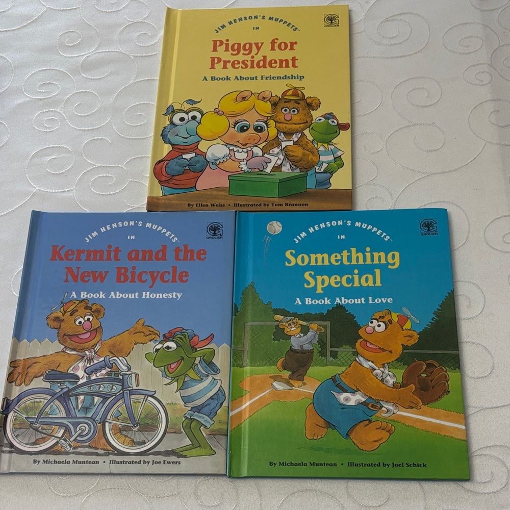Vintage Jim Henson’s Muppets Lot of 3 books 1992